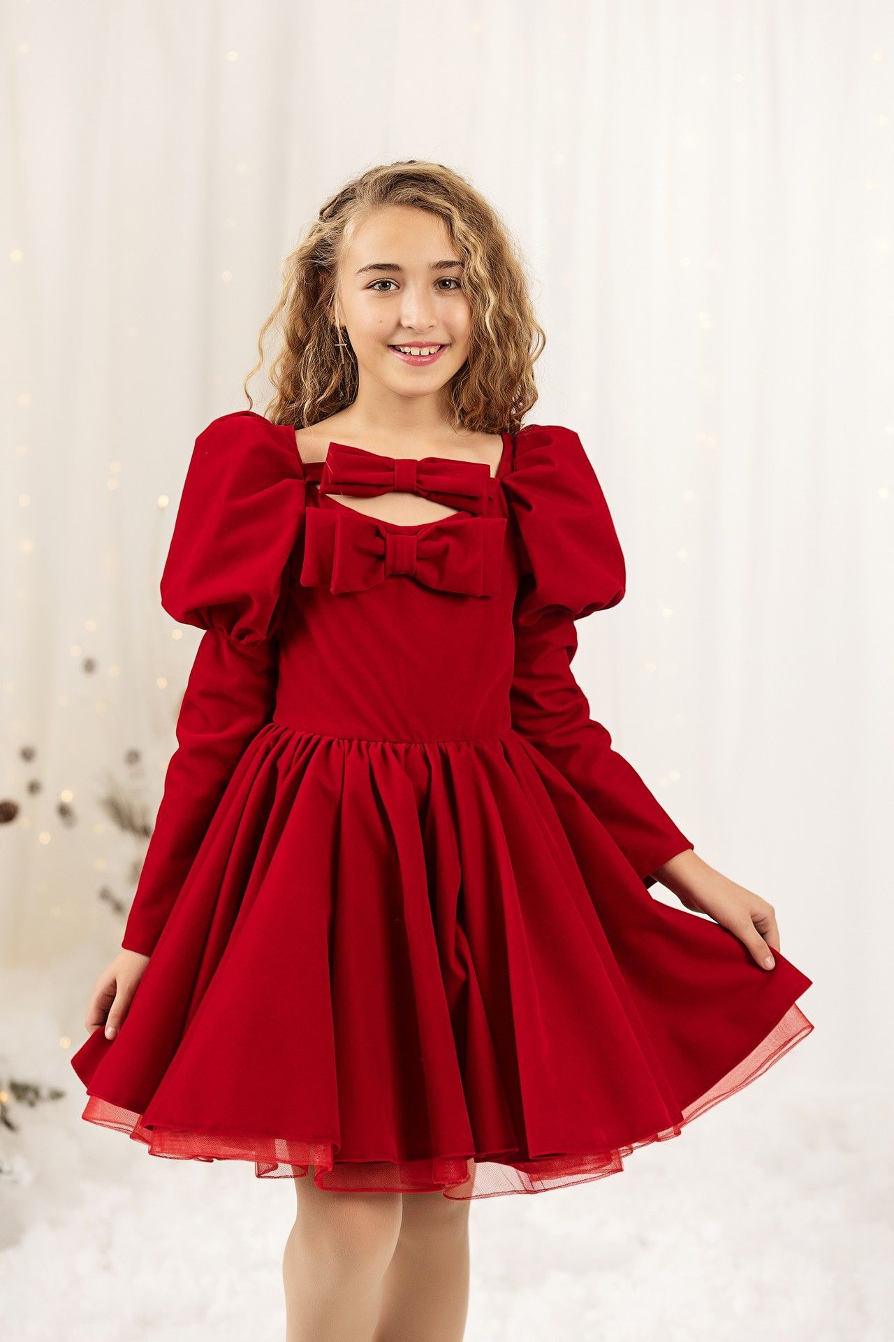 Elegant red velvet dress for girls Jeanette - Image 3